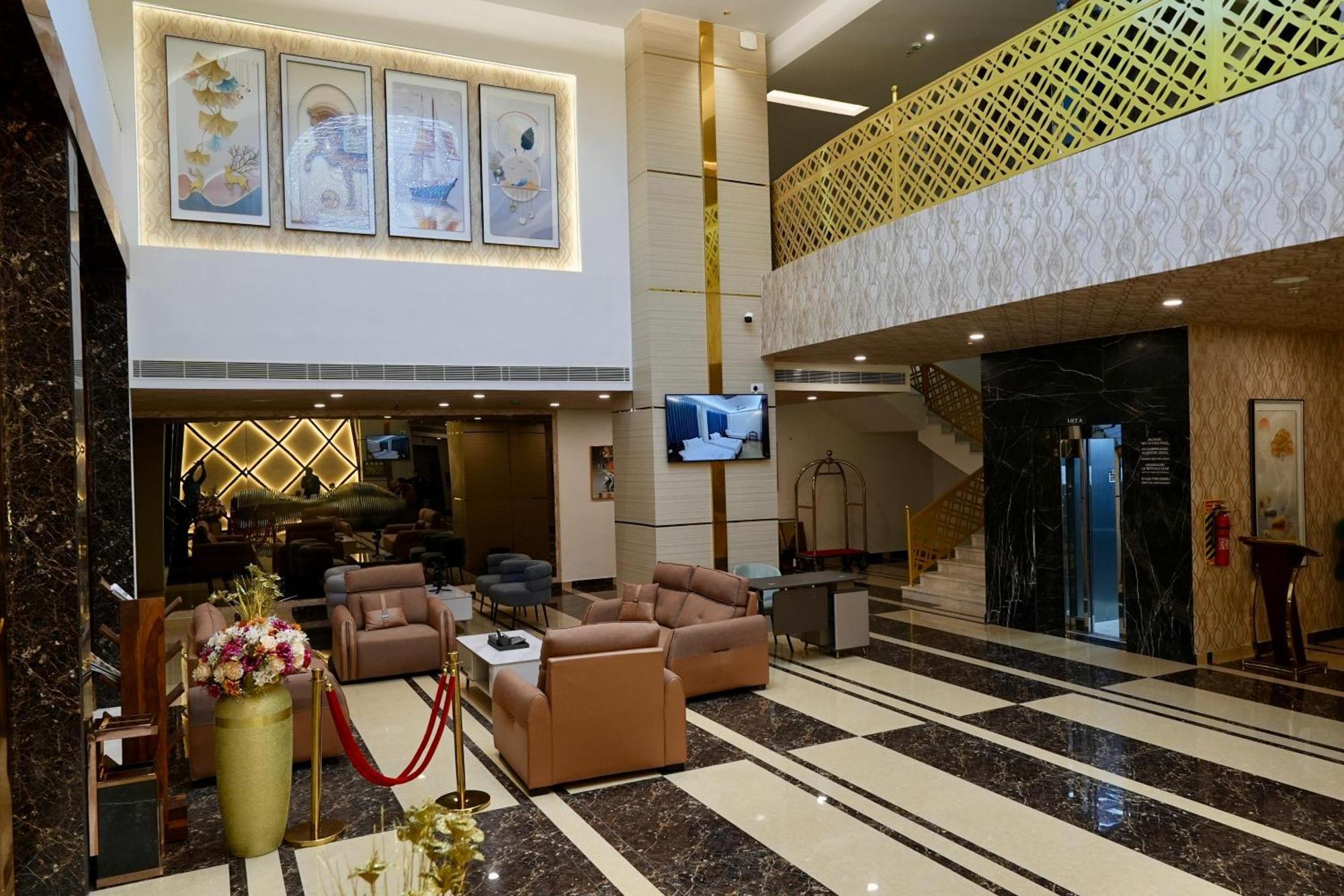 Le Royale Palace Karaikal Eksteriør bilde